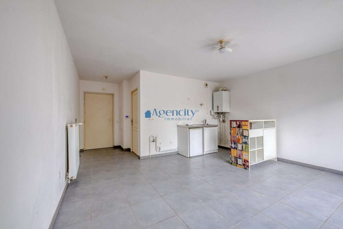 Piece de vie - Appartement à NOISY-LE-GRAND