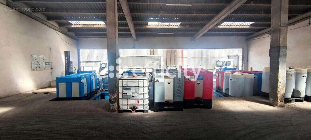 Commerce à VITRY-SUR-SEINE