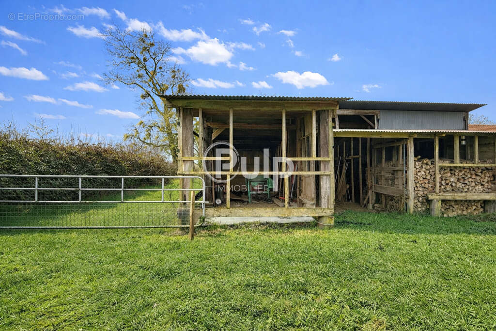 Maison à ESTREES-LES-CRECY