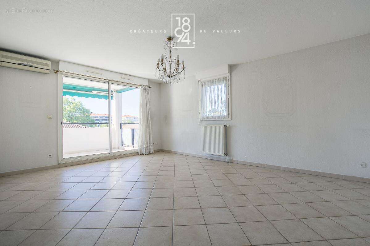 Appartement à MARSEILLE-13E