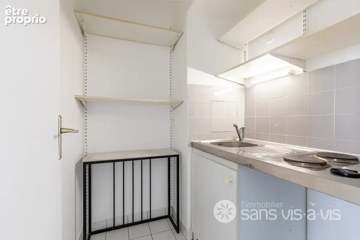 Studio de 23m2 avec balcon cave et box ! - photo 5