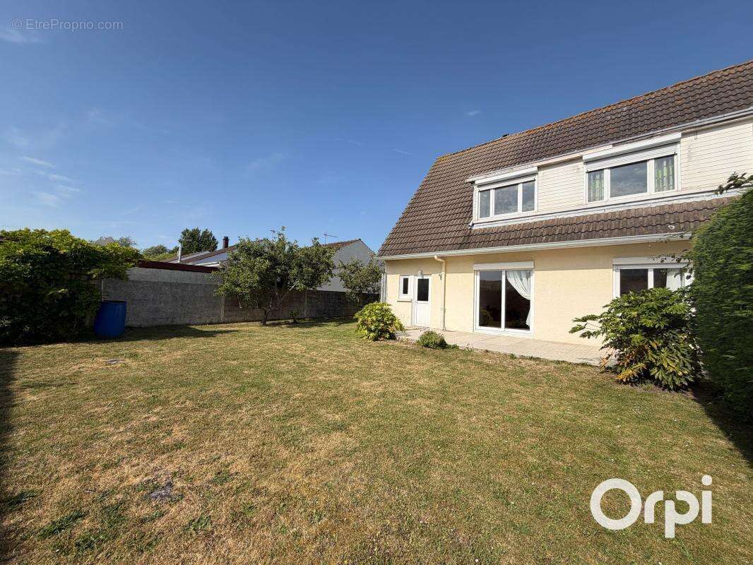  À vendre – Maison familiale à Oye-Plage – 210 000 € FAI  - photo 8