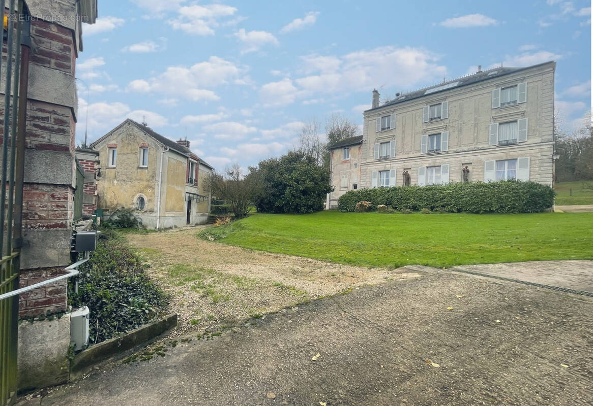 Maison à COULOMMIERS