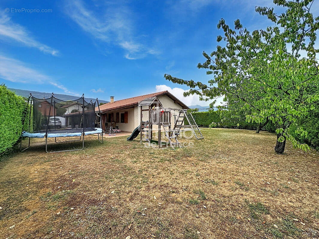 Maison Bellegarde Sur Valserine 5 pièce(s) 103 m2 - photo 17