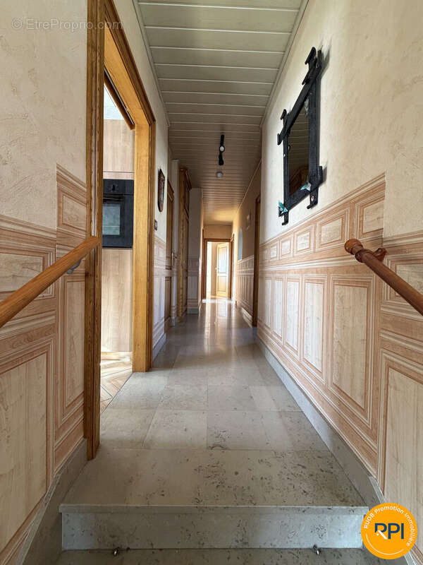 Maison 93 m² à Freyming-Merlebach  - photo 2