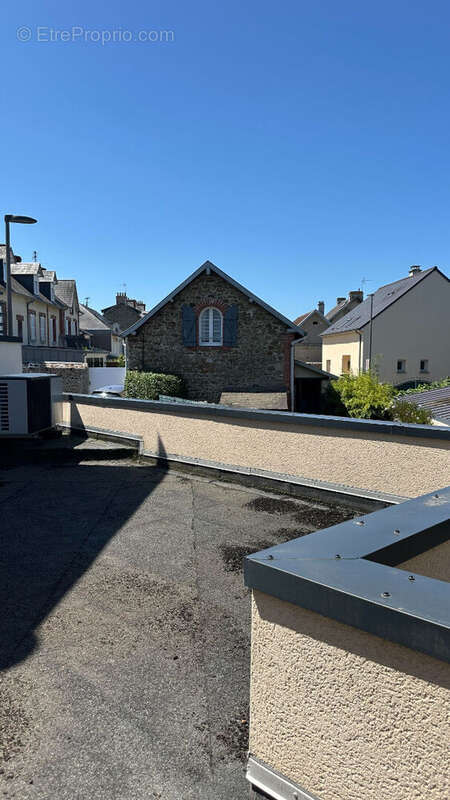 Maison à SAINT-PAIR-SUR-MER