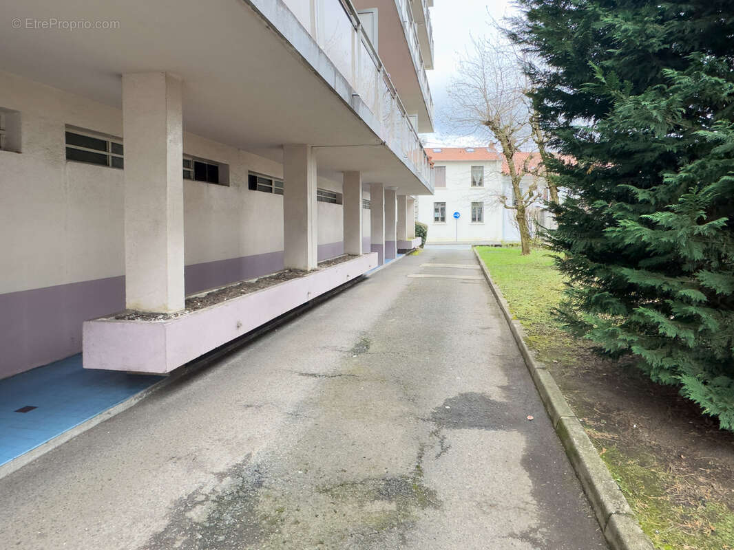 Appartement à SAINT-ETIENNE