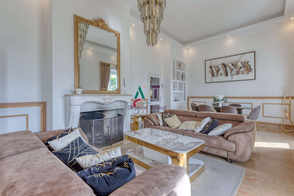 Appartement à CORENC
