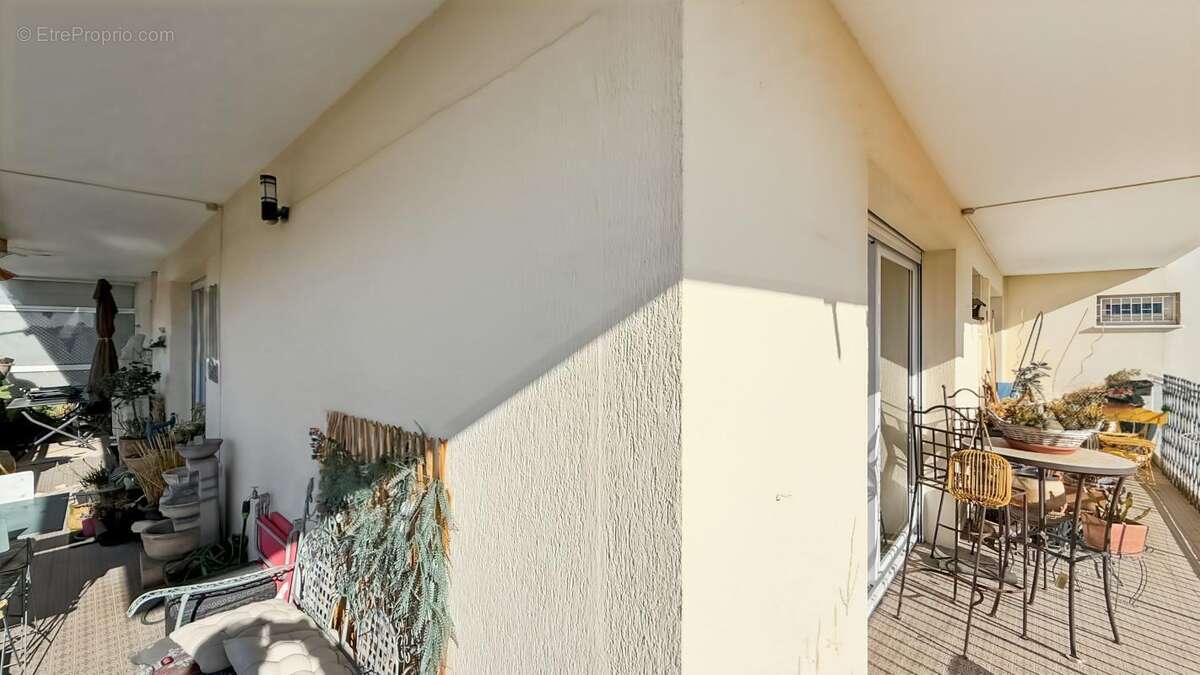 Appartement à SAINT-RAPHAEL