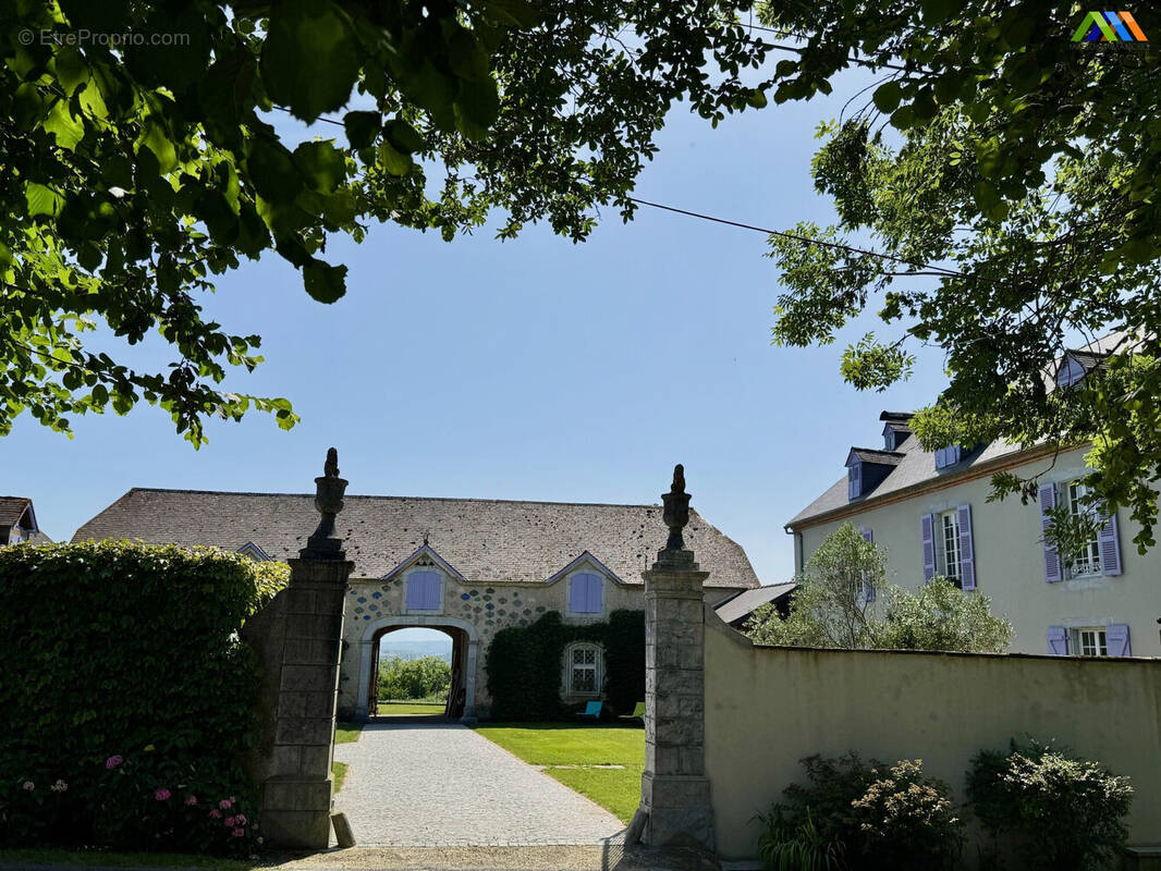Maison à MORLAAS