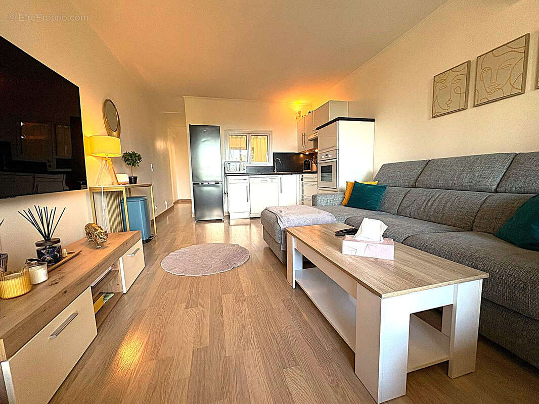 Appartement à COGOLIN