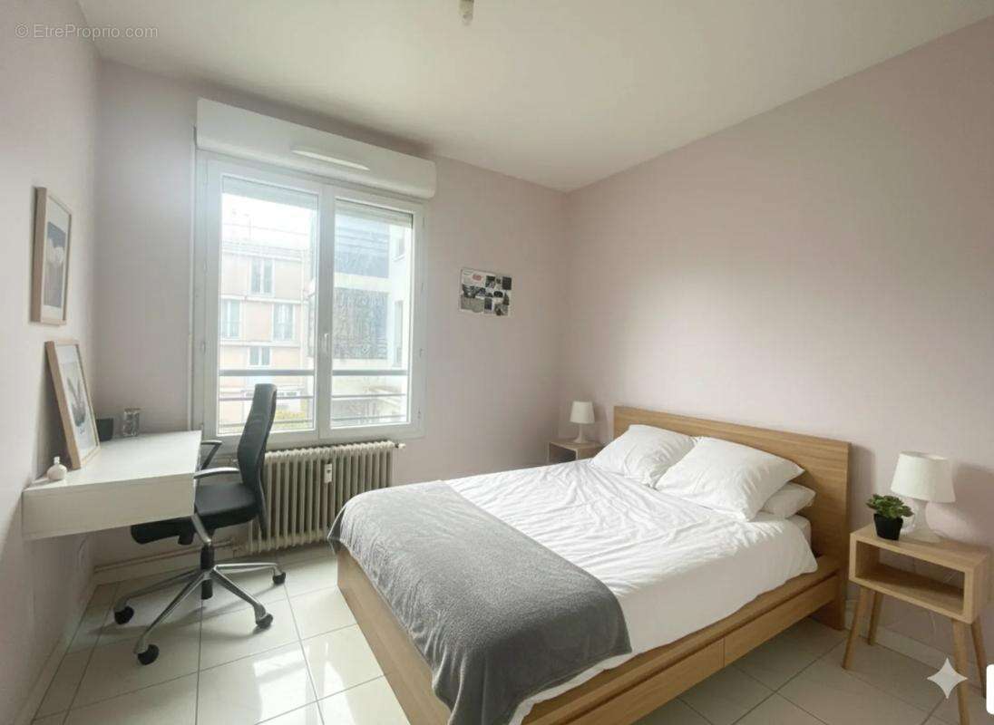 Appartement à VIGNEUX-SUR-SEINE