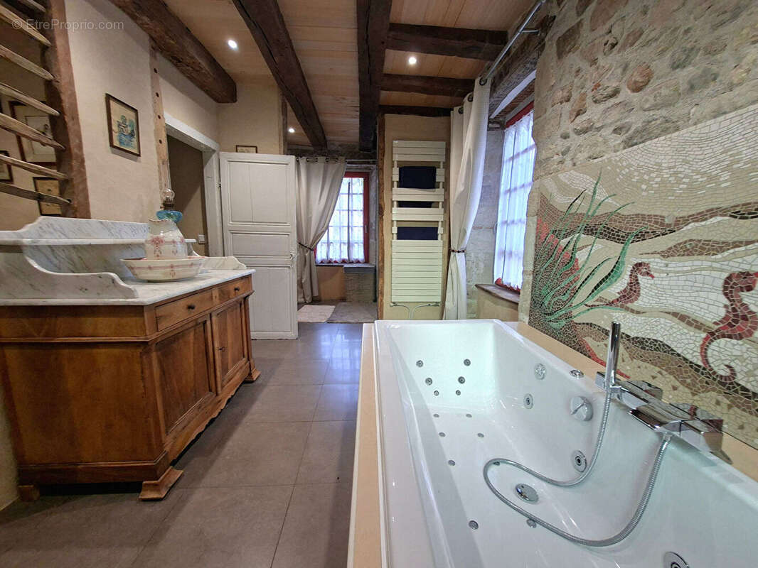 L'Héritage du Vicomte : Investissement d'Exception au Coeur de Beaulieu - photo 14