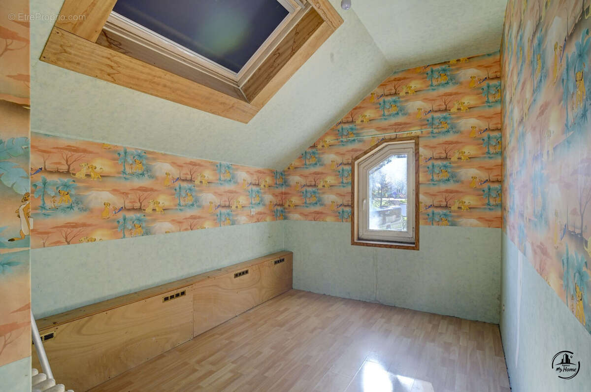 Maison à ROCHE-LA-MOLIERE