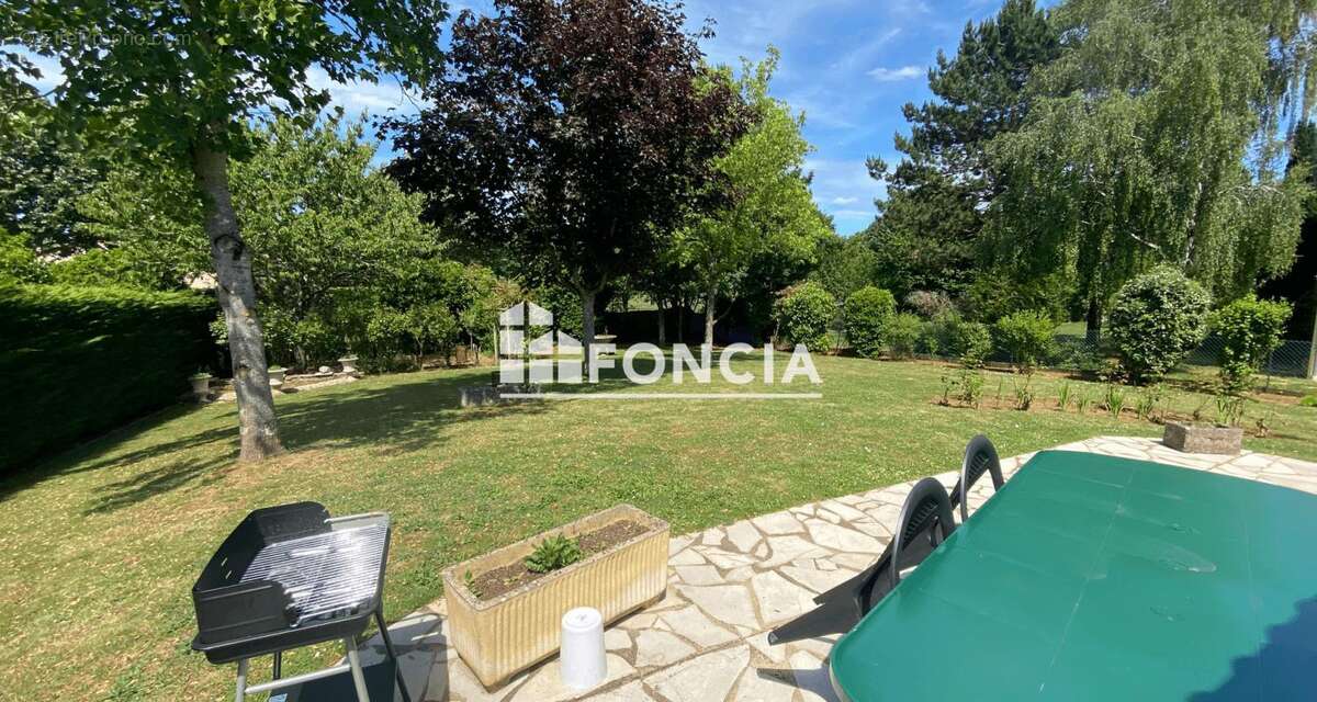 Maison à BUXEROLLES