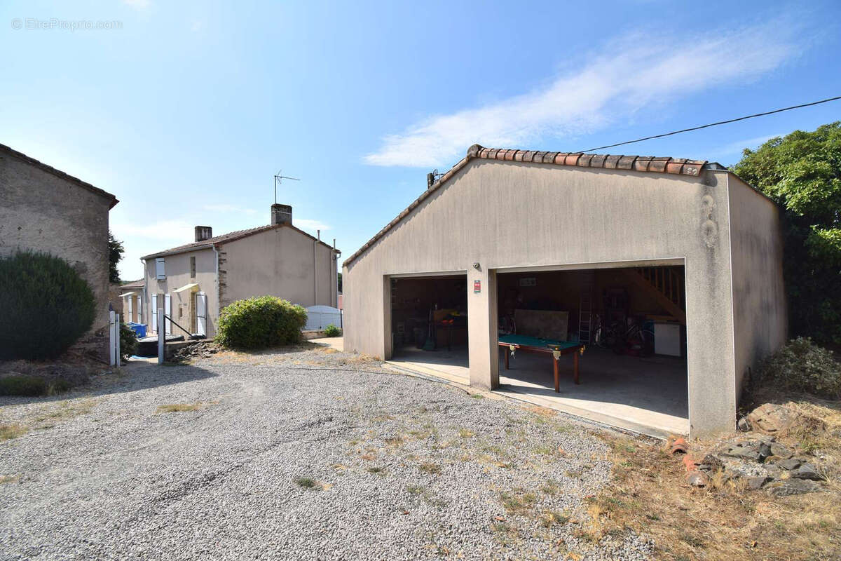 Maison d'habitation - photo 2