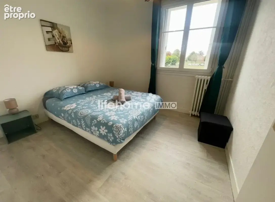 Appartement 4 pièces 77 m² à vendre à Chateauroux (36000) - photo 3