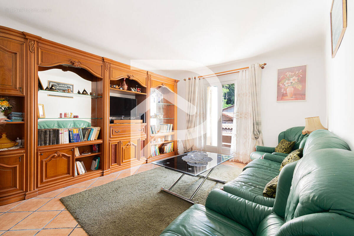 Maison à MARSEILLE-4E