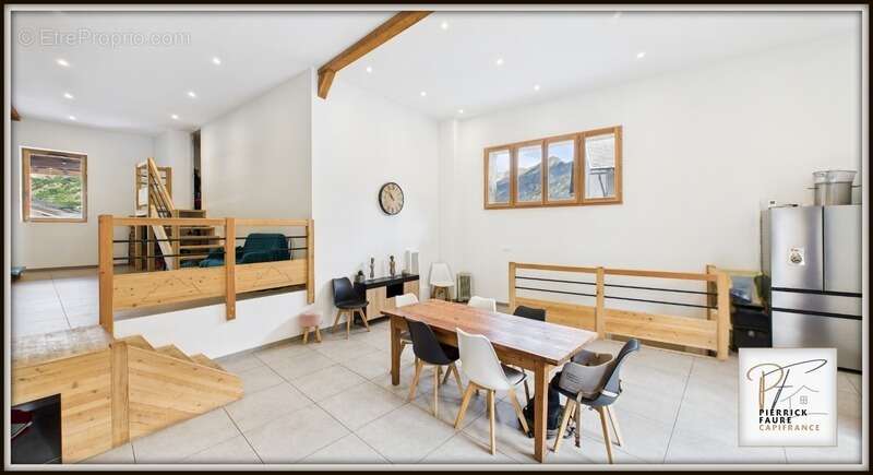 Maison à VILLAR-SAINT-PANCRACE