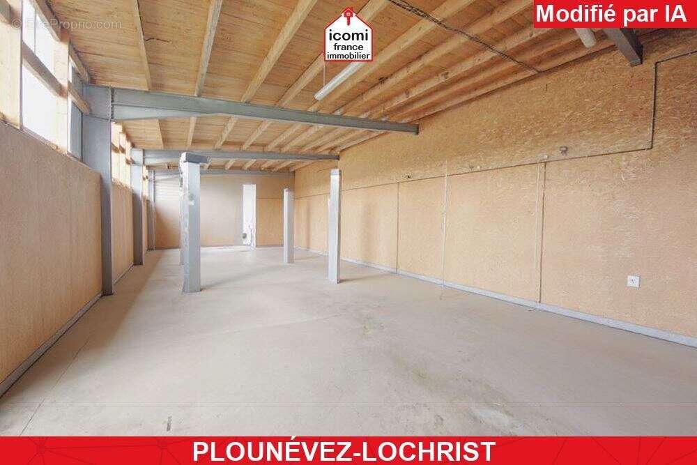 Commerce à PLOUNEVEZ-LOCHRIST