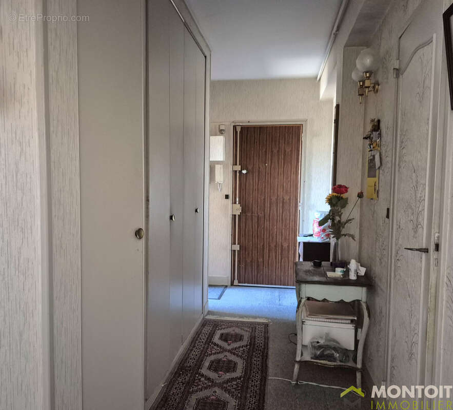 Appartement à THIAIS