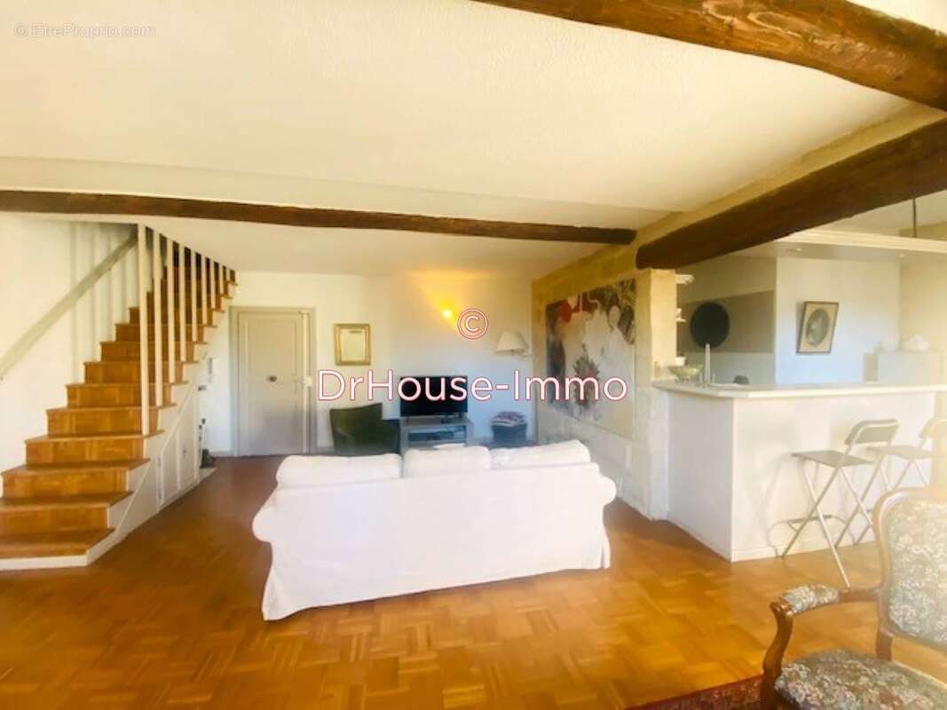 Appartement à UZES