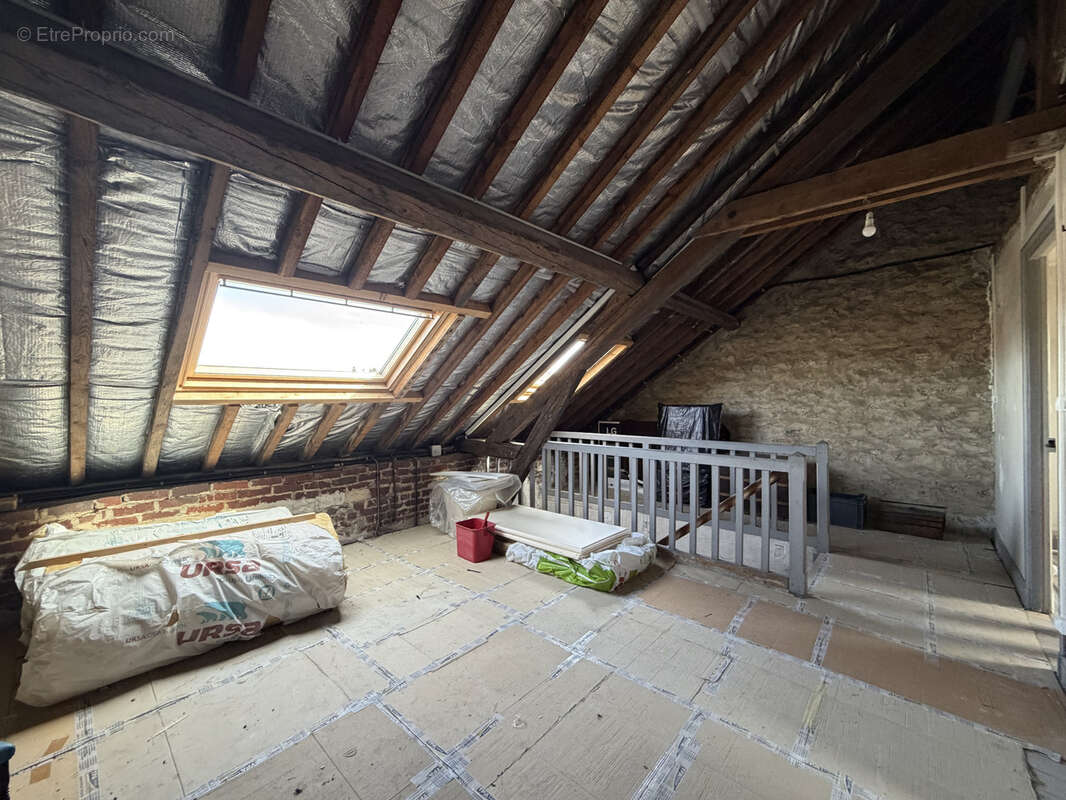 Maison avec dependances - photo 11