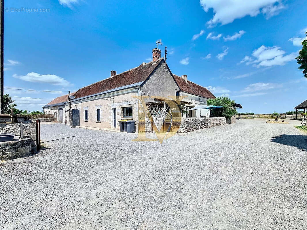Maison à BLERE