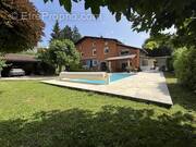 Maison à FONTAINES-SAINT-MARTIN