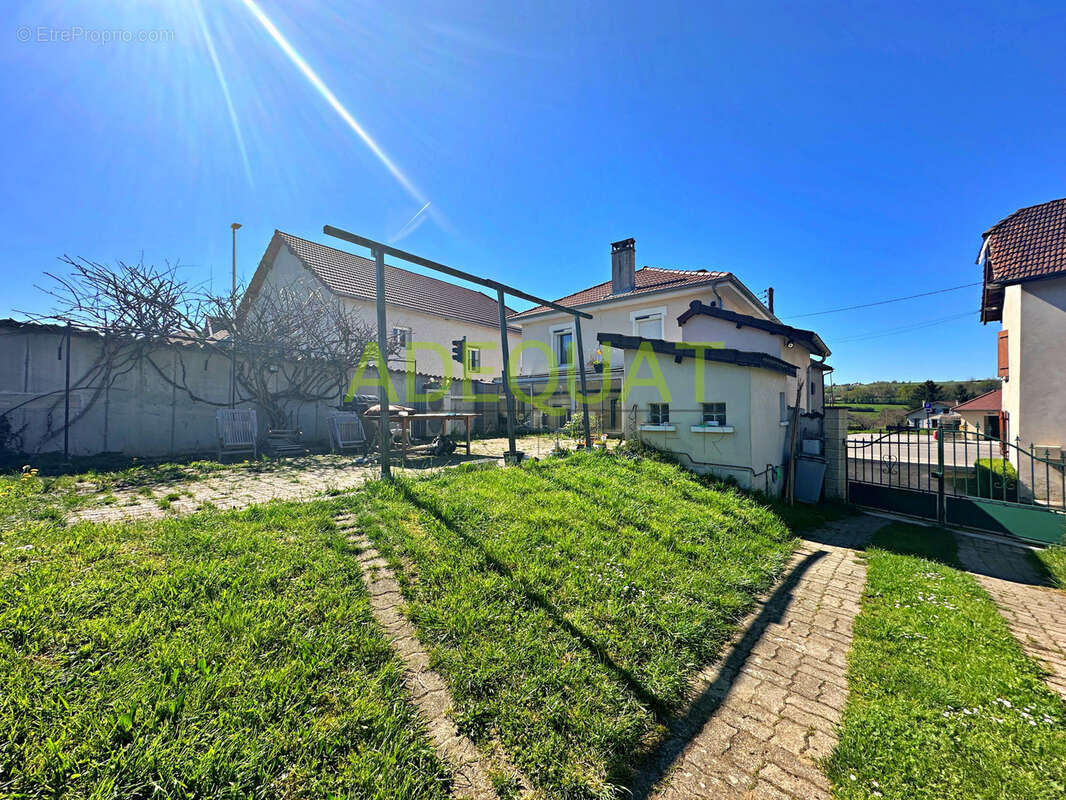 Maison à DOISSIN