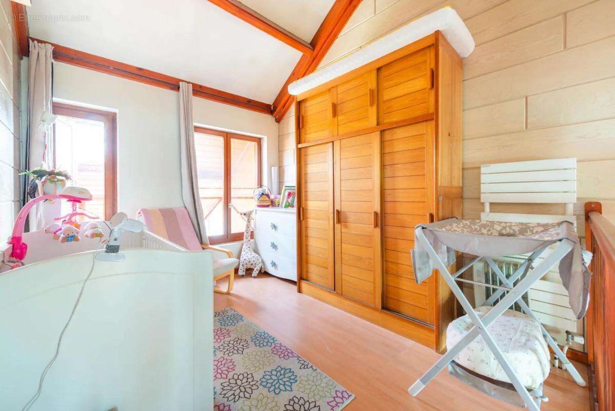 Maison à LIVRY-GARGAN