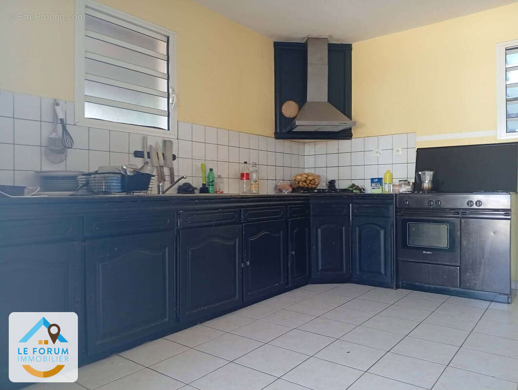 Saint joseph 97480 - villa f4 - lumineuse - agreable à vivre - proche des commodités - photo 2