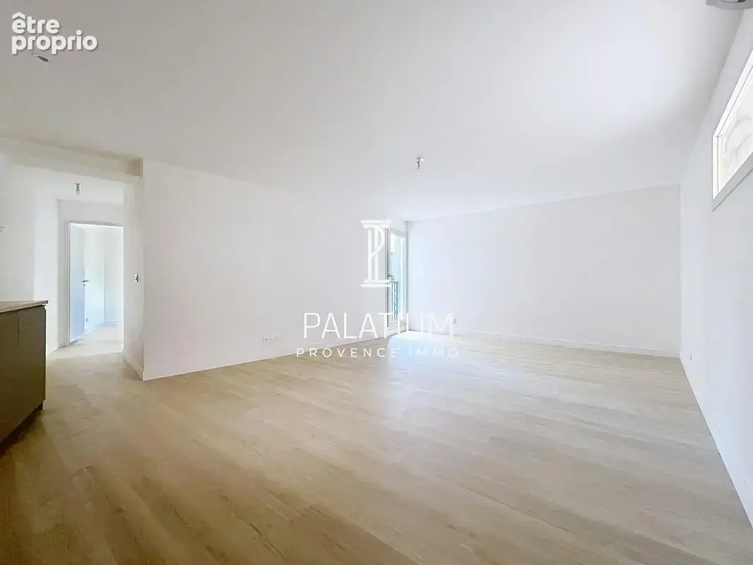 Appartement T3 de 62 m² – Cœur de Trets, résidence de 8 logements - photo 9