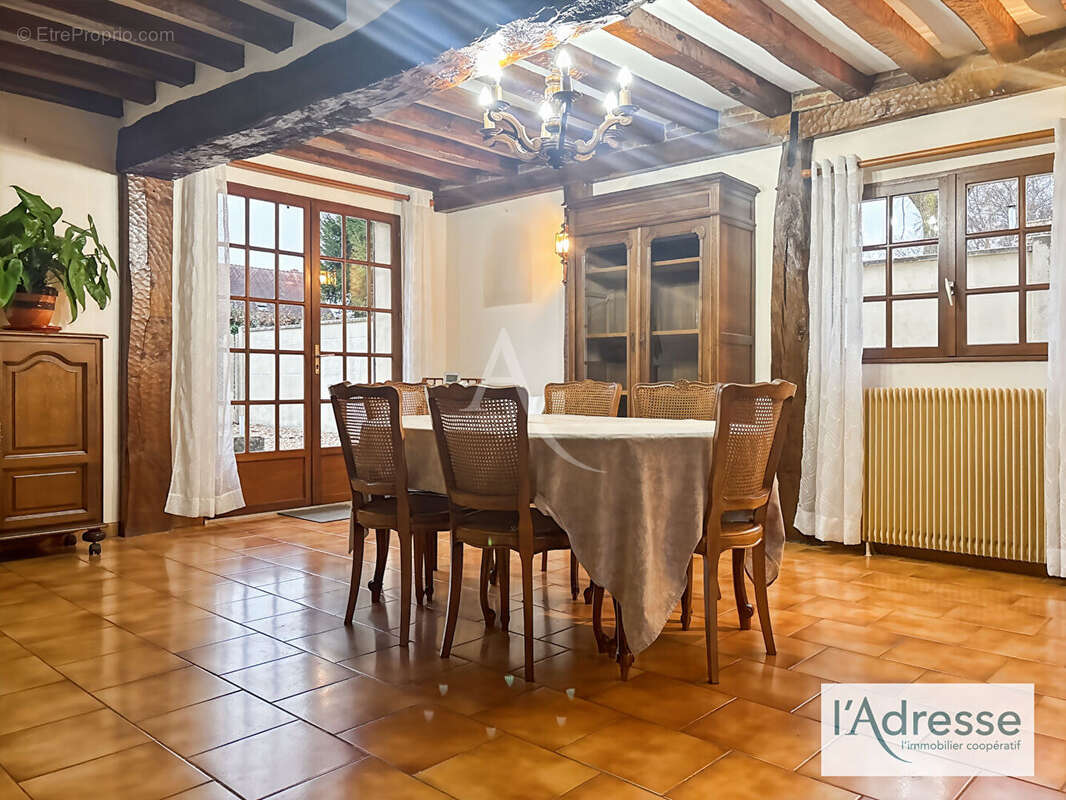 Maison à PERRIERS-SUR-ANDELLE