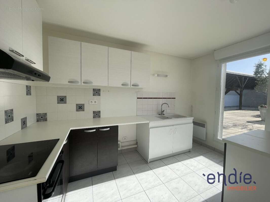 Appartement à BLERE