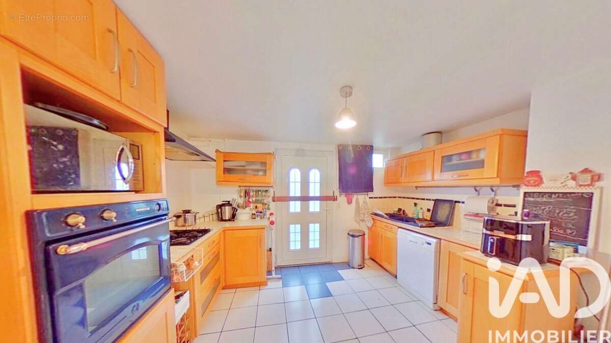 Photo 7 - Maison à THIAIS