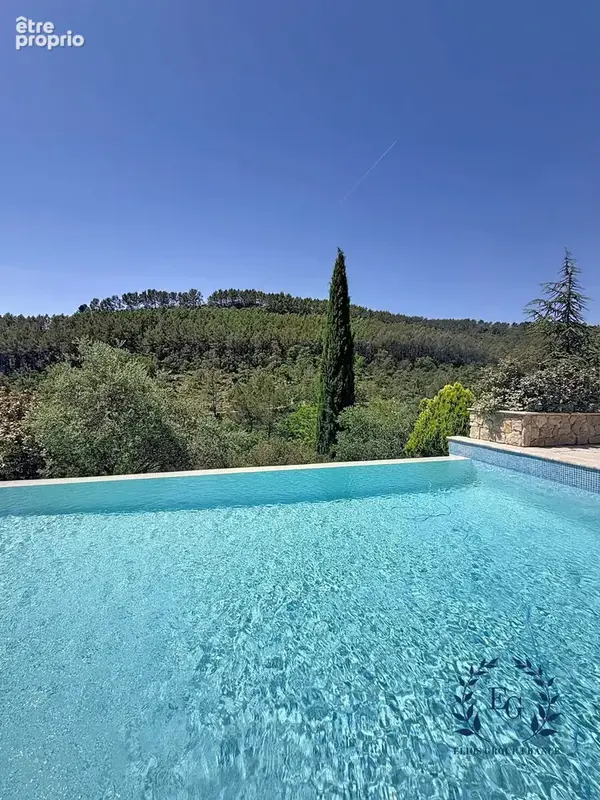 Maison 6 pièces 198 m² à vendre à Vins-Sur-Caramy (83170) - photo 6