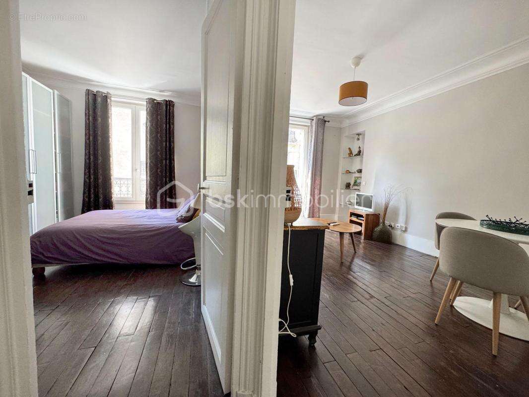 Appartement à PARIS-12E