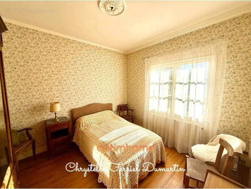 Maison à SAINT-QUENTIN-DE-BARON