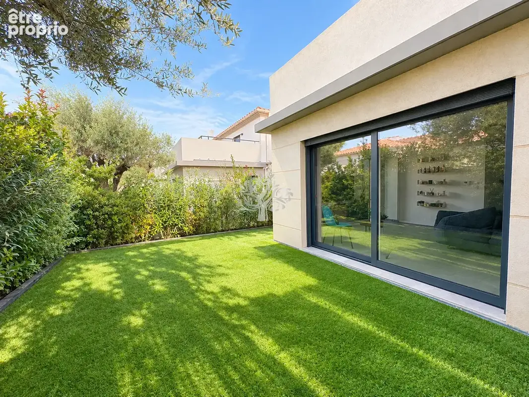 Villa moderne construite en 2022 - photo 5