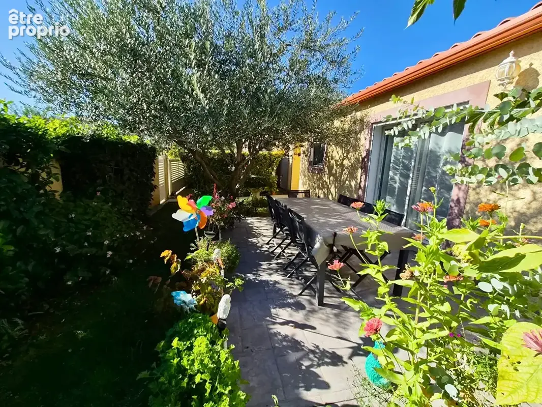 Villa t4 plain-pied - 4 faces - claira - photo 2
