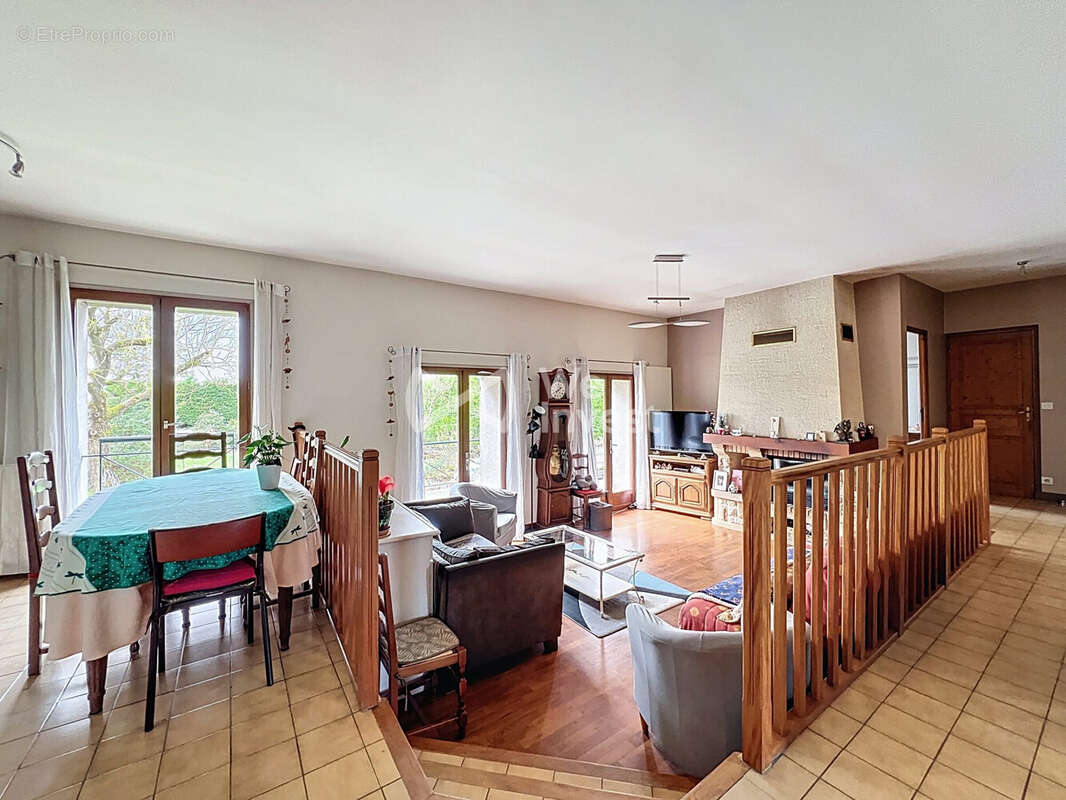 Maison à SERMAISES