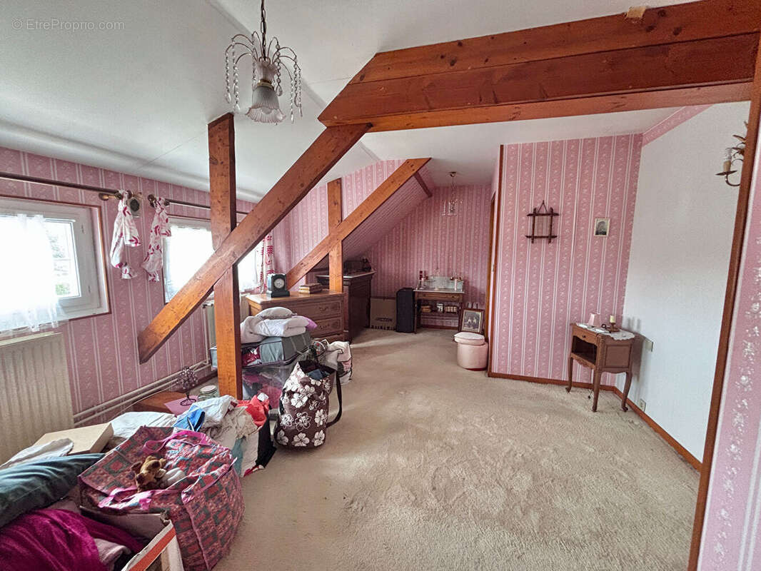 Maison à AUBEVOYE