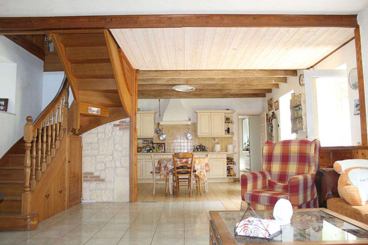 Maison à TRESSIGNAUX