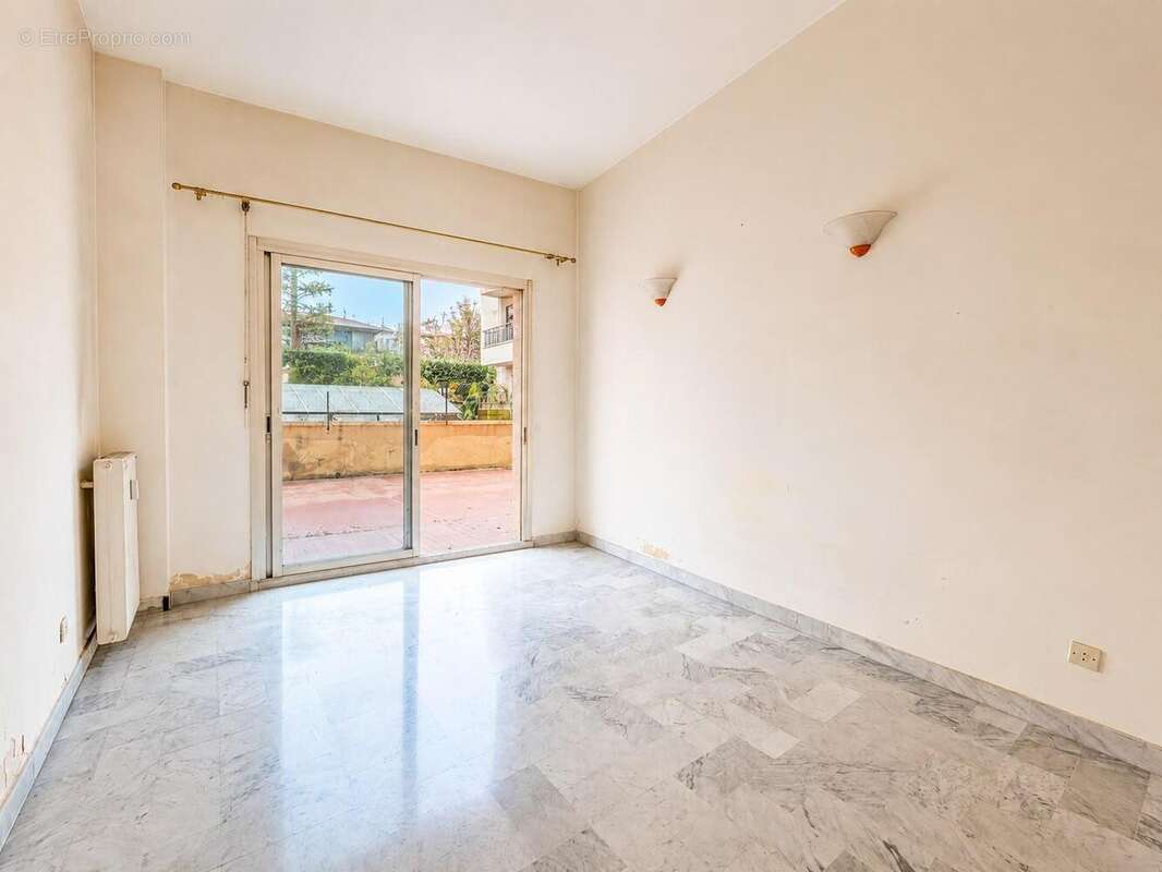   - Appartement à NICE