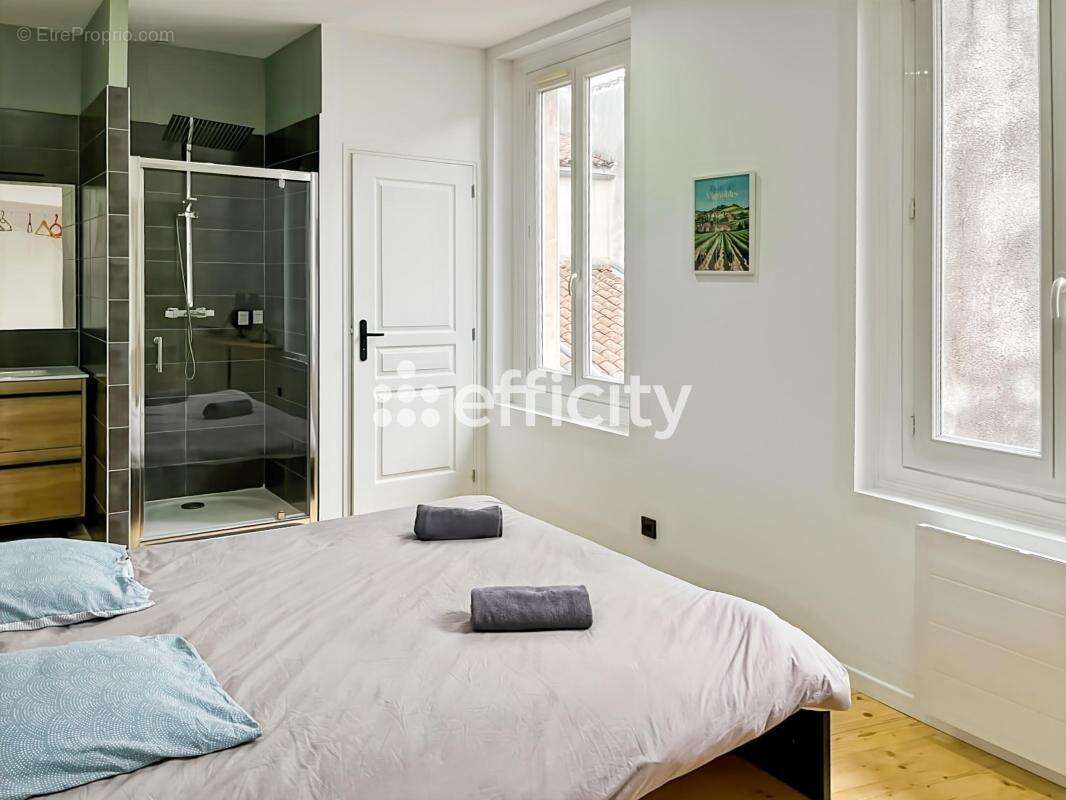 Appartement à COGNAC