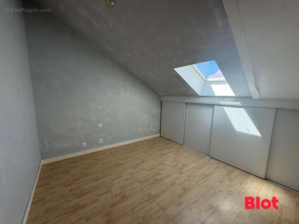 Appartement à CORPS-NUDS