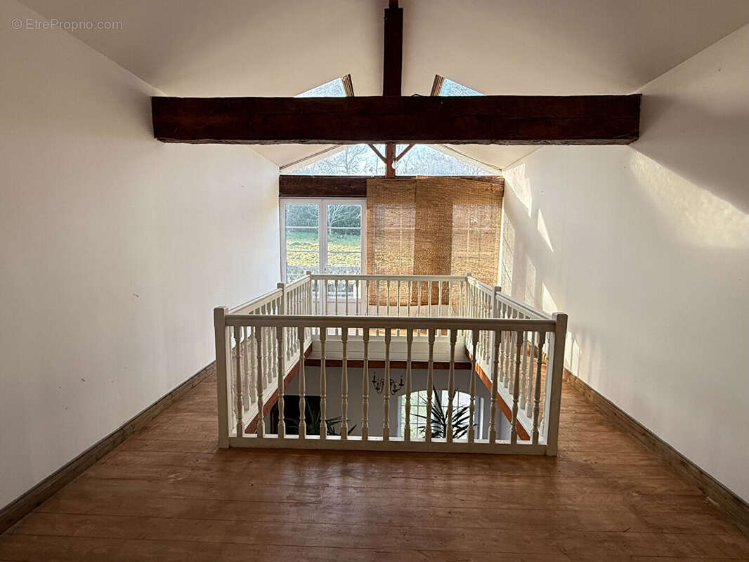 Maison à VILLEGOUGE