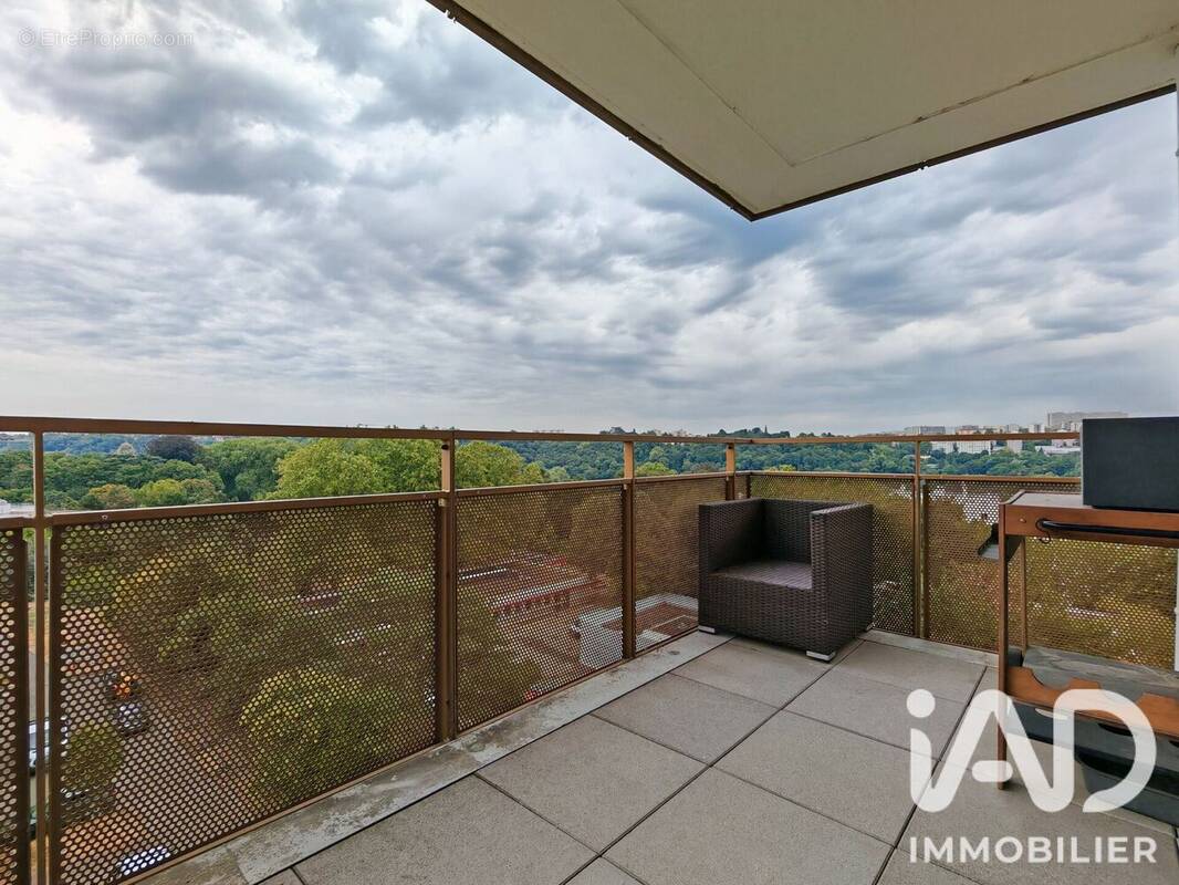 Photo 1 - Appartement à LYON-9E