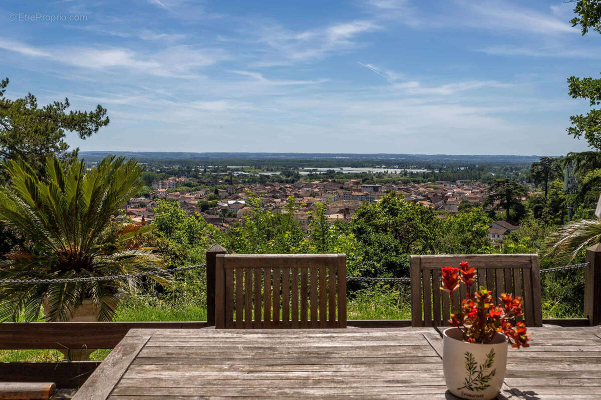 Country property - photo 11